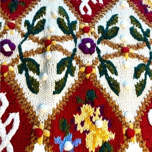 Vintage New York Style Handknit Sweater - Picture 2 of 4